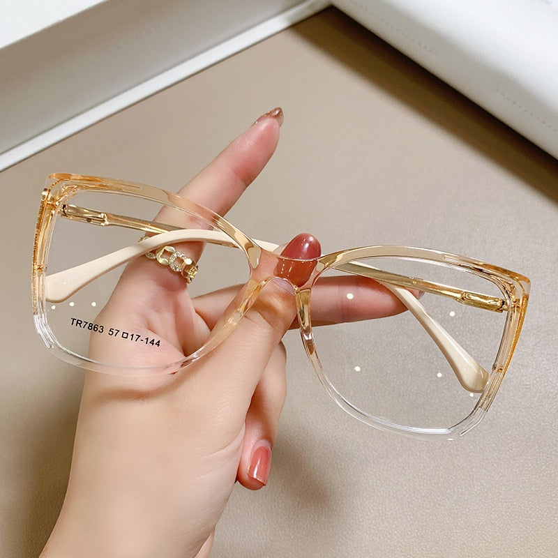 Evangeline Oversized Gradient Glasses Frame